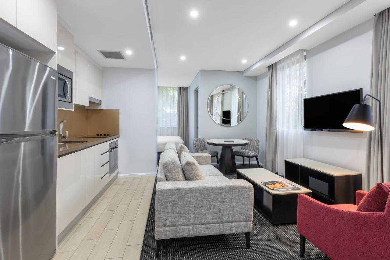 Meriton Suites North Ryde Cité de Cité de Sydney Extérieur photo A typical apartment at the hotel