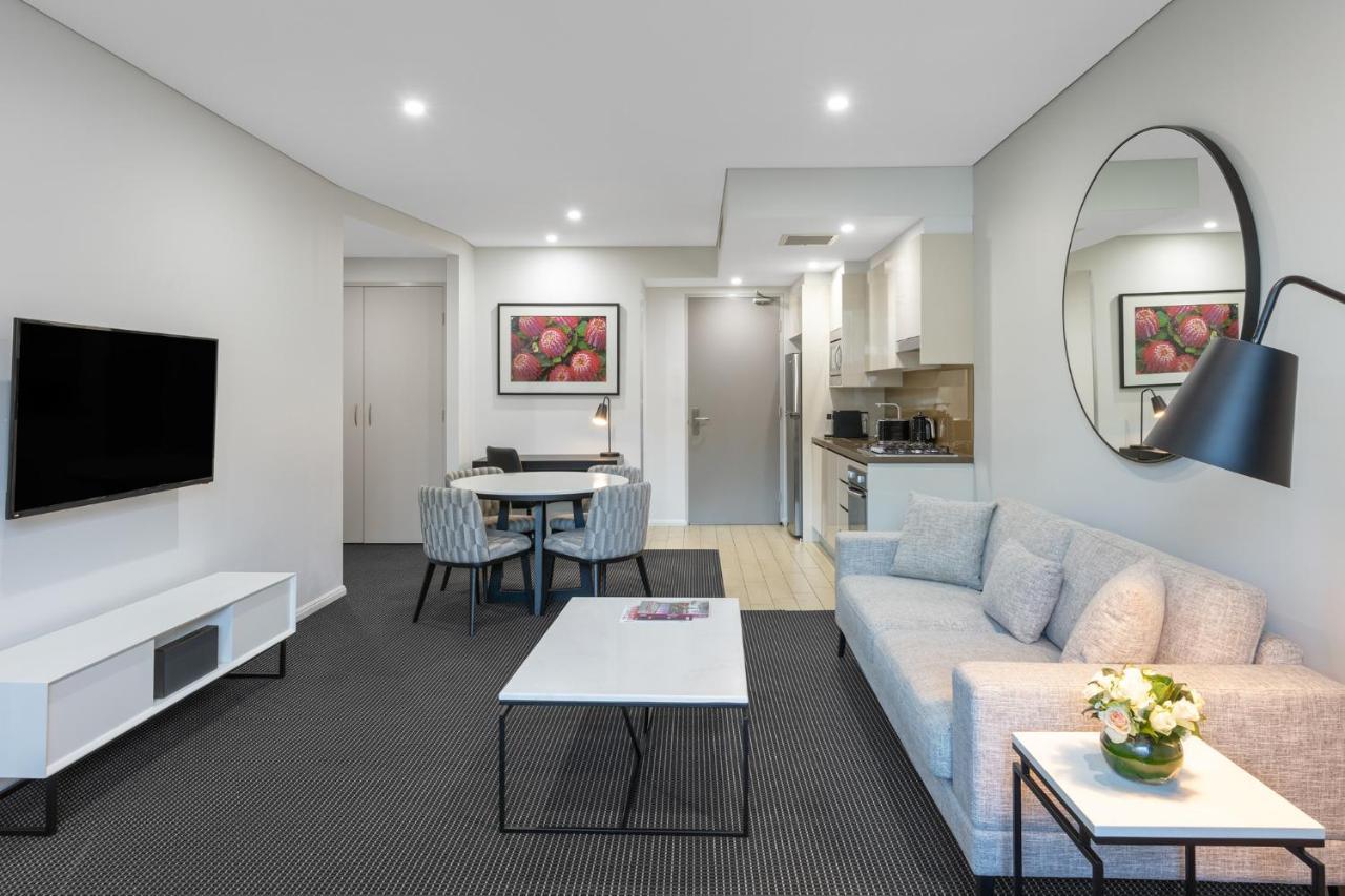 Meriton Suites North Ryde Cité de Cité de Sydney Extérieur photo A typical apartment at the hotel
