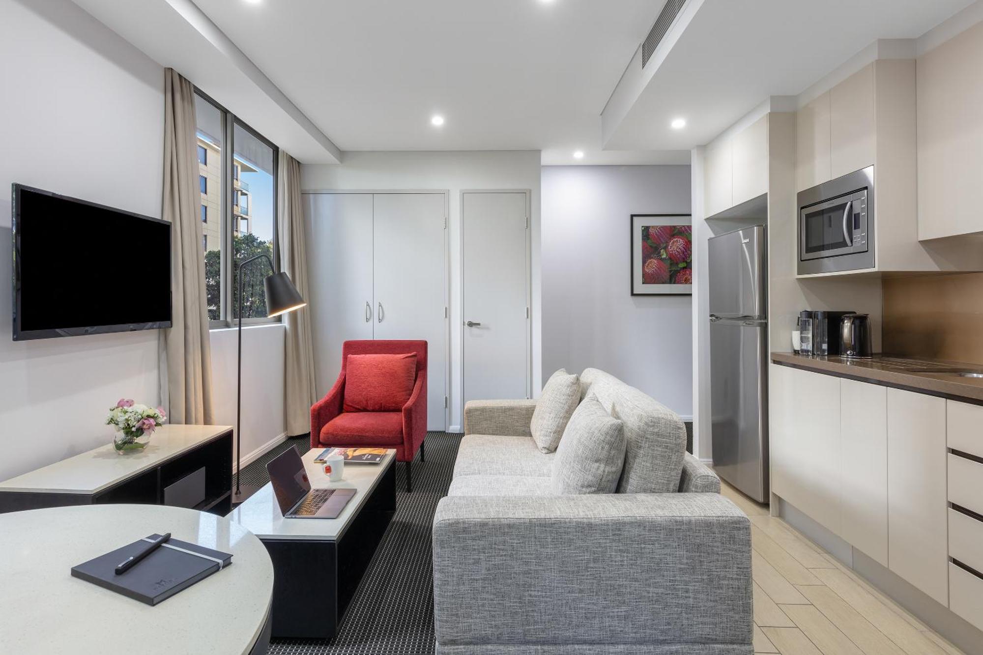 Meriton Suites North Ryde Cité de Cité de Sydney Extérieur photo A typical apartment at the hotel